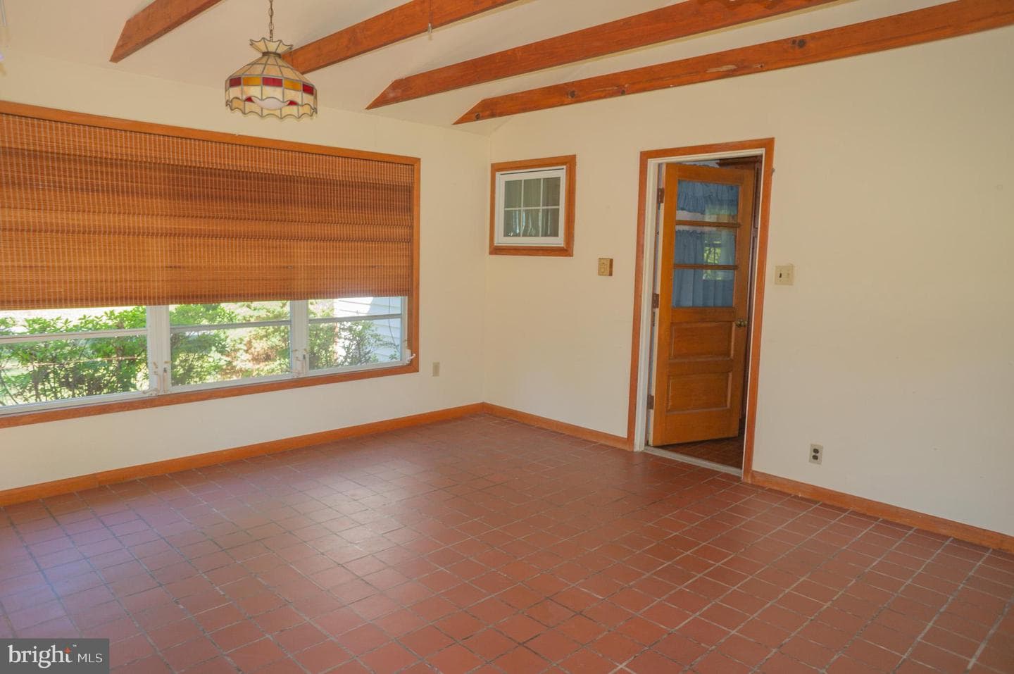 379 Hilldale Road photo 37