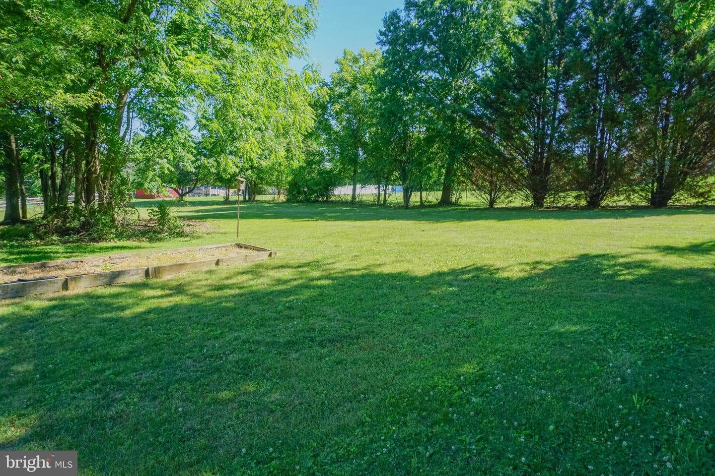 379 Hilldale Road photo 6