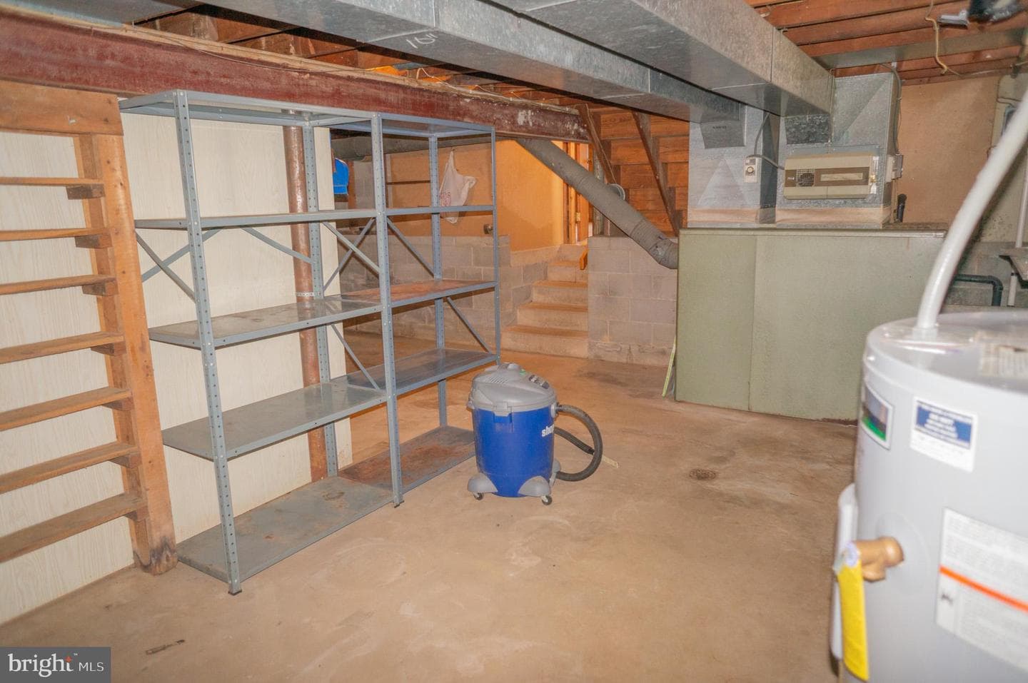379 Hilldale Road photo 64