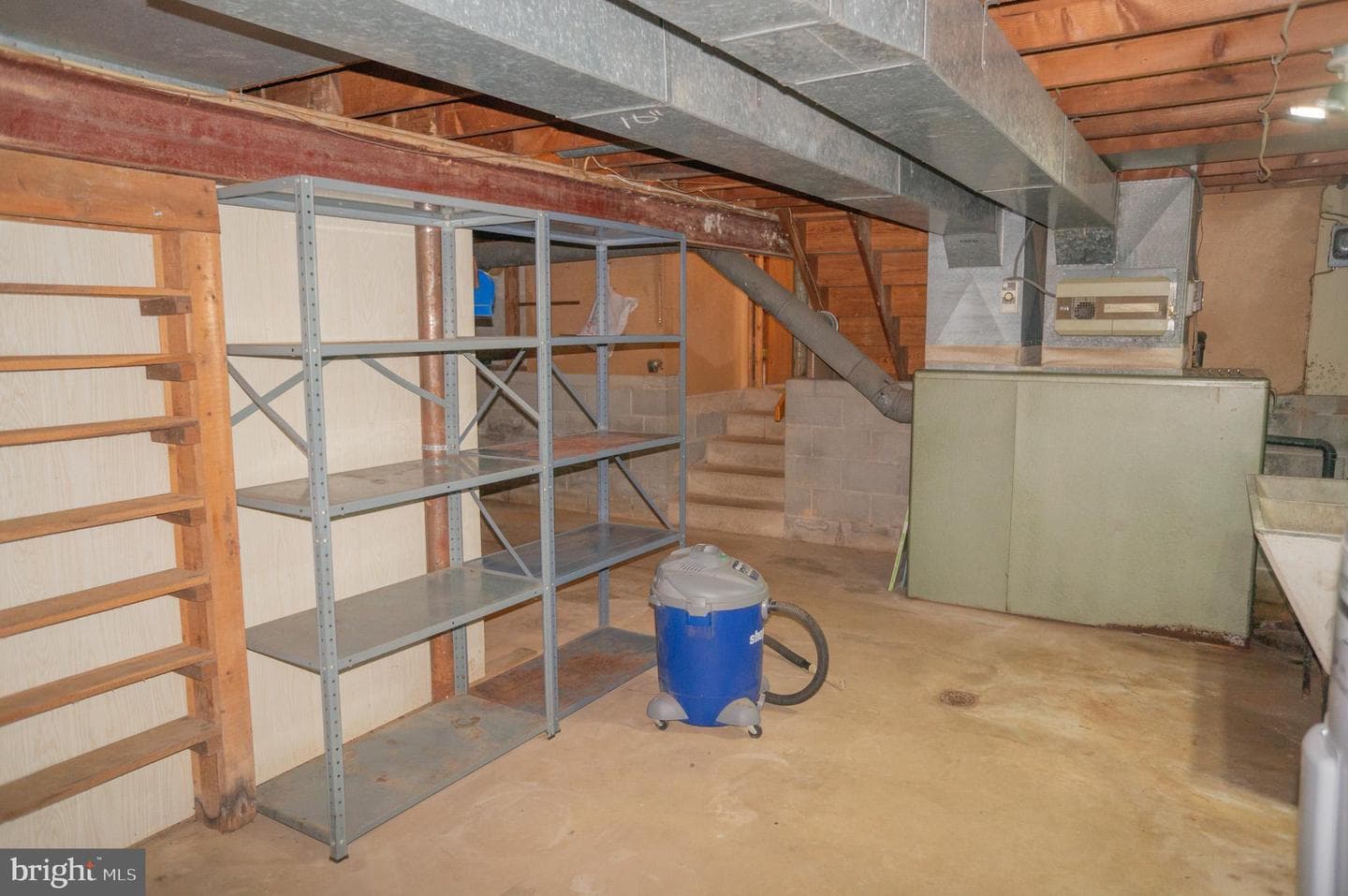 379 Hilldale Road photo 68