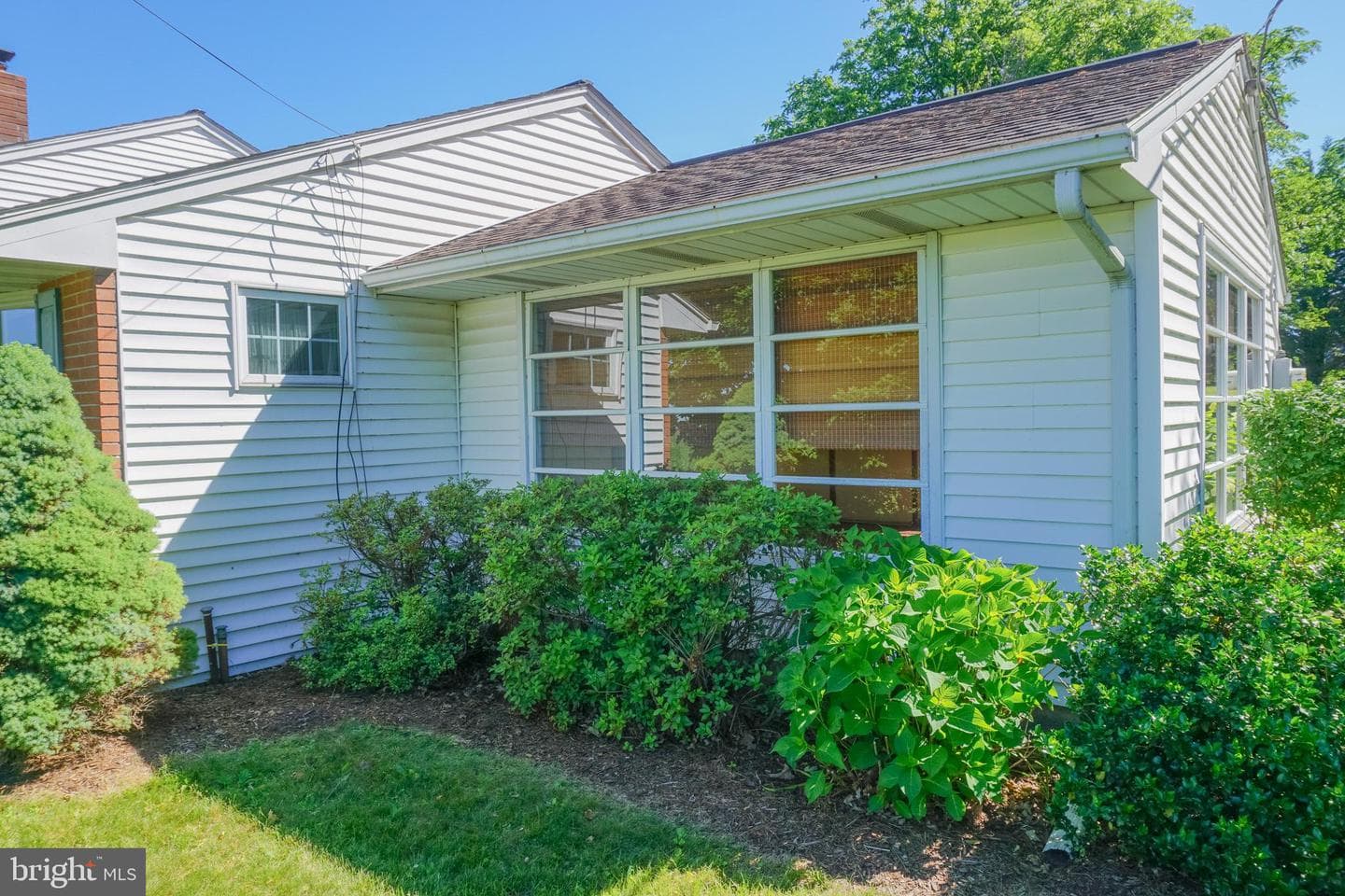 379 Hilldale Road photo 76