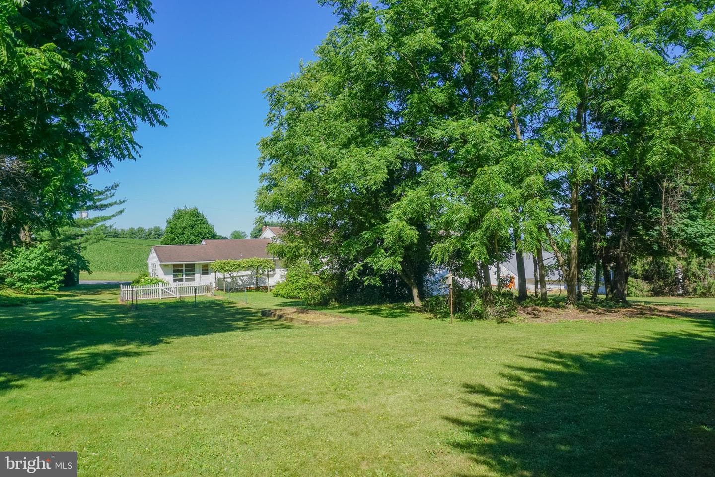 379 Hilldale Road photo 80