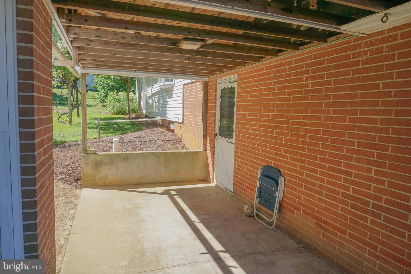 379 Hilldale Road photo 84
