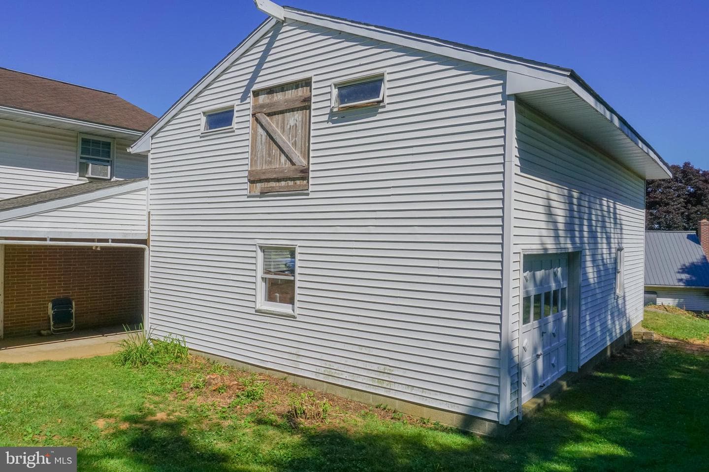 379 Hilldale Road photo 98