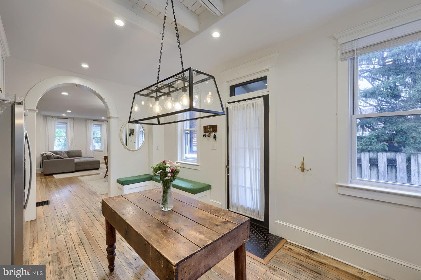 714 Manor Street photo 21