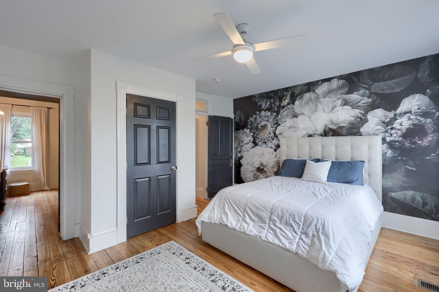 714 Manor Street photo 26