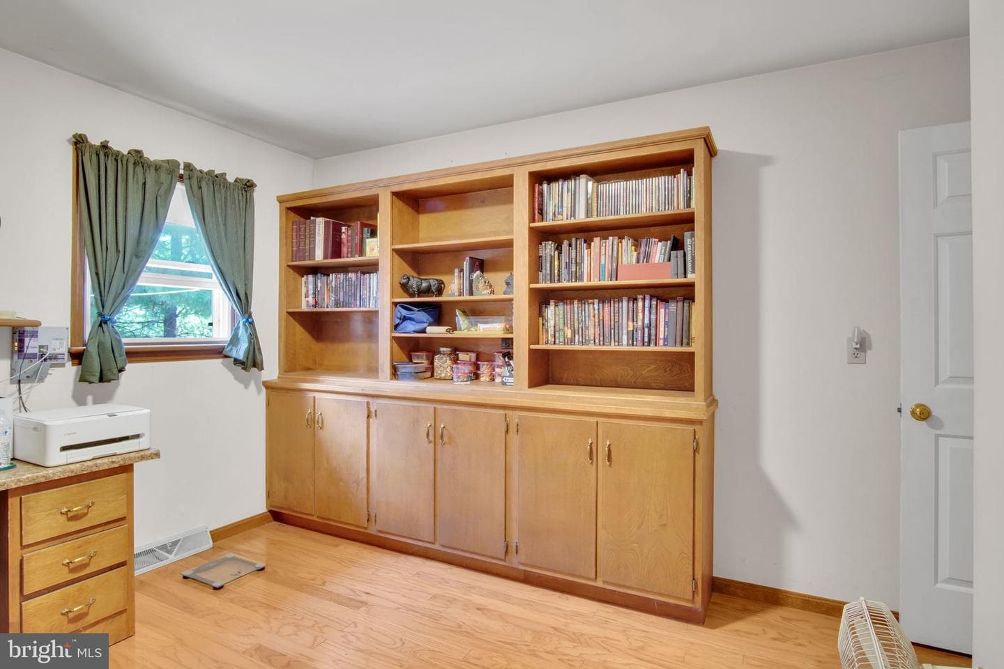 814 S Cedar Street photo 32