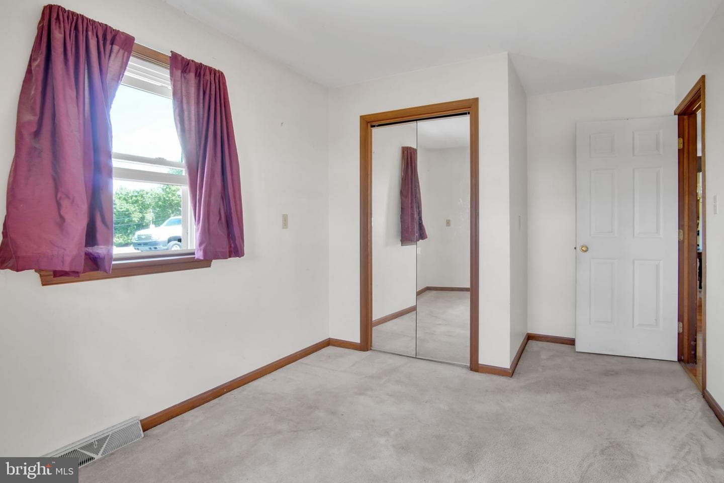 814 S Cedar Street photo 39