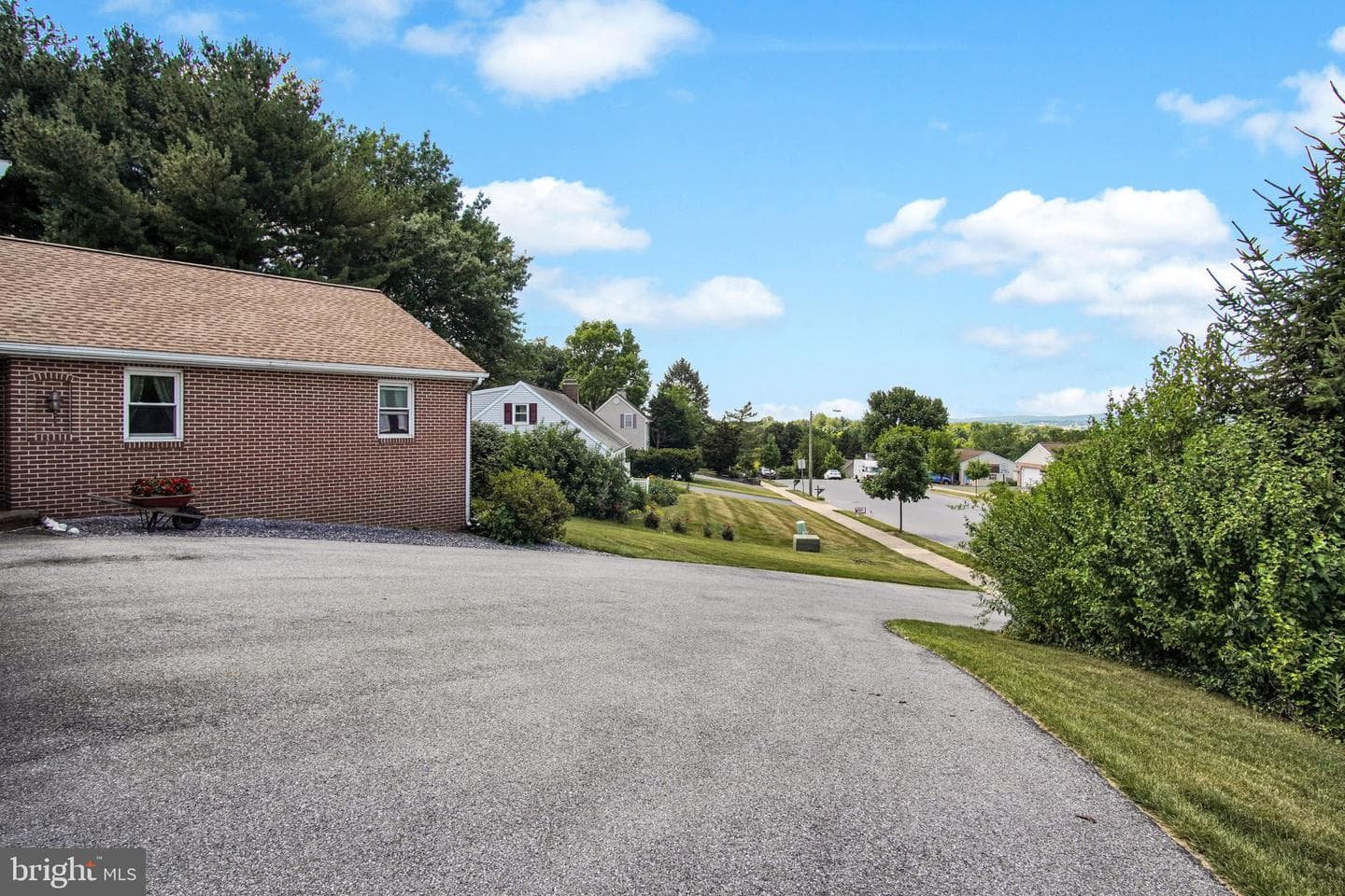 814 S Cedar Street photo 6