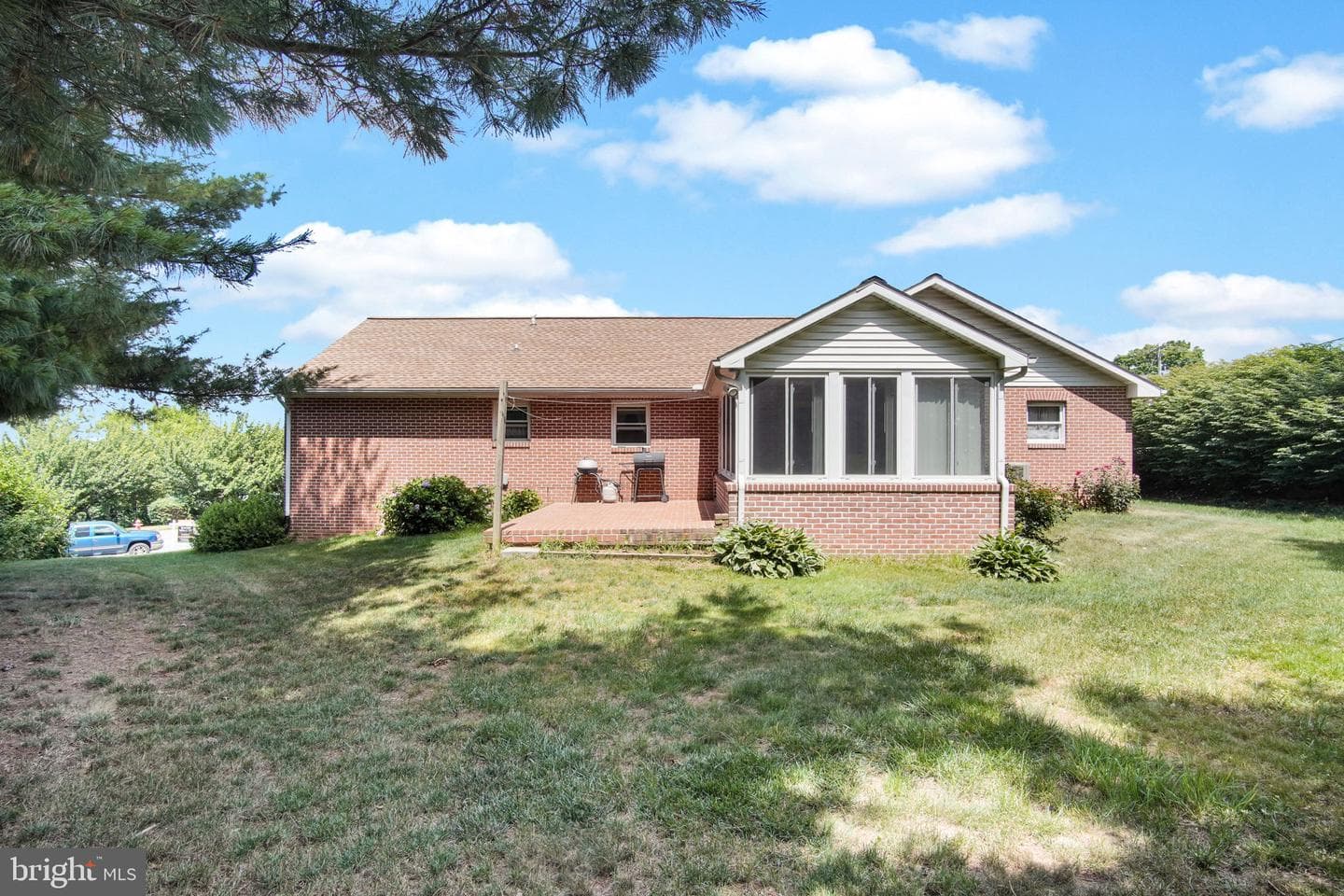 814 S Cedar Street photo 9