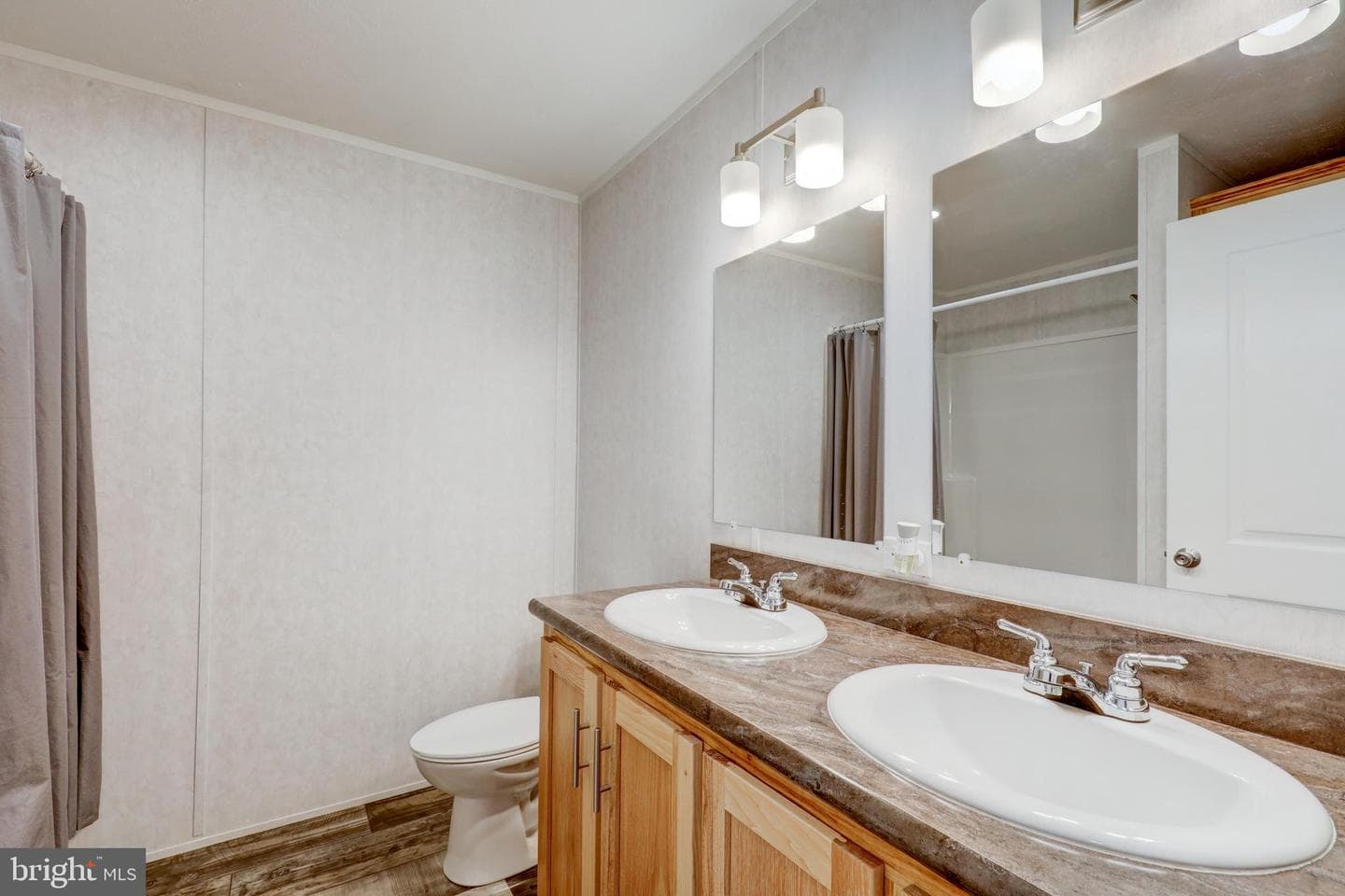 75 Lobin Road photo 18