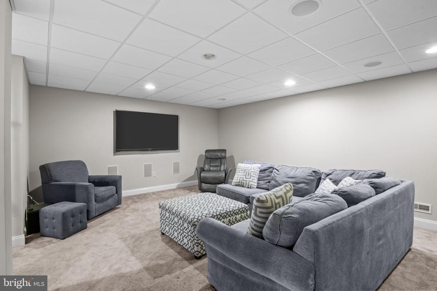 2536 Starbrush Drive photo 5