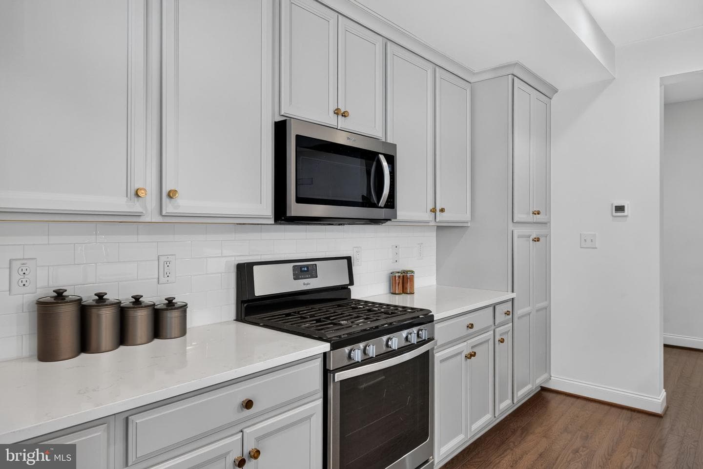 214 Mayer Place photo 19