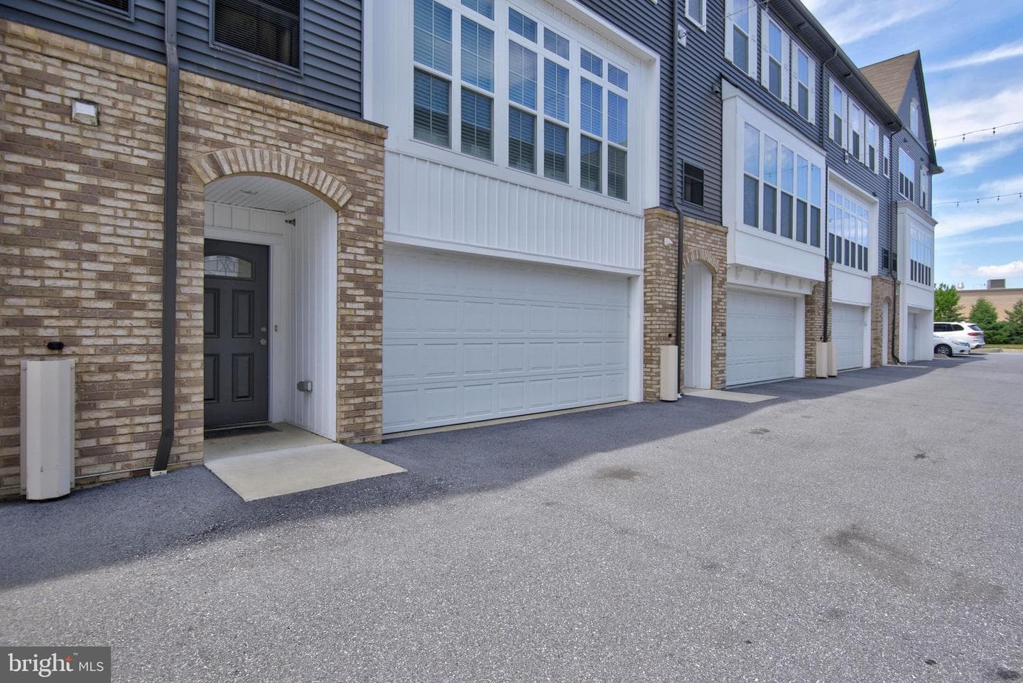 214 Mayer Place photo 5