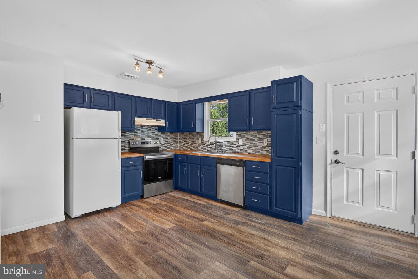 3169 Thistle Drive photo 8
