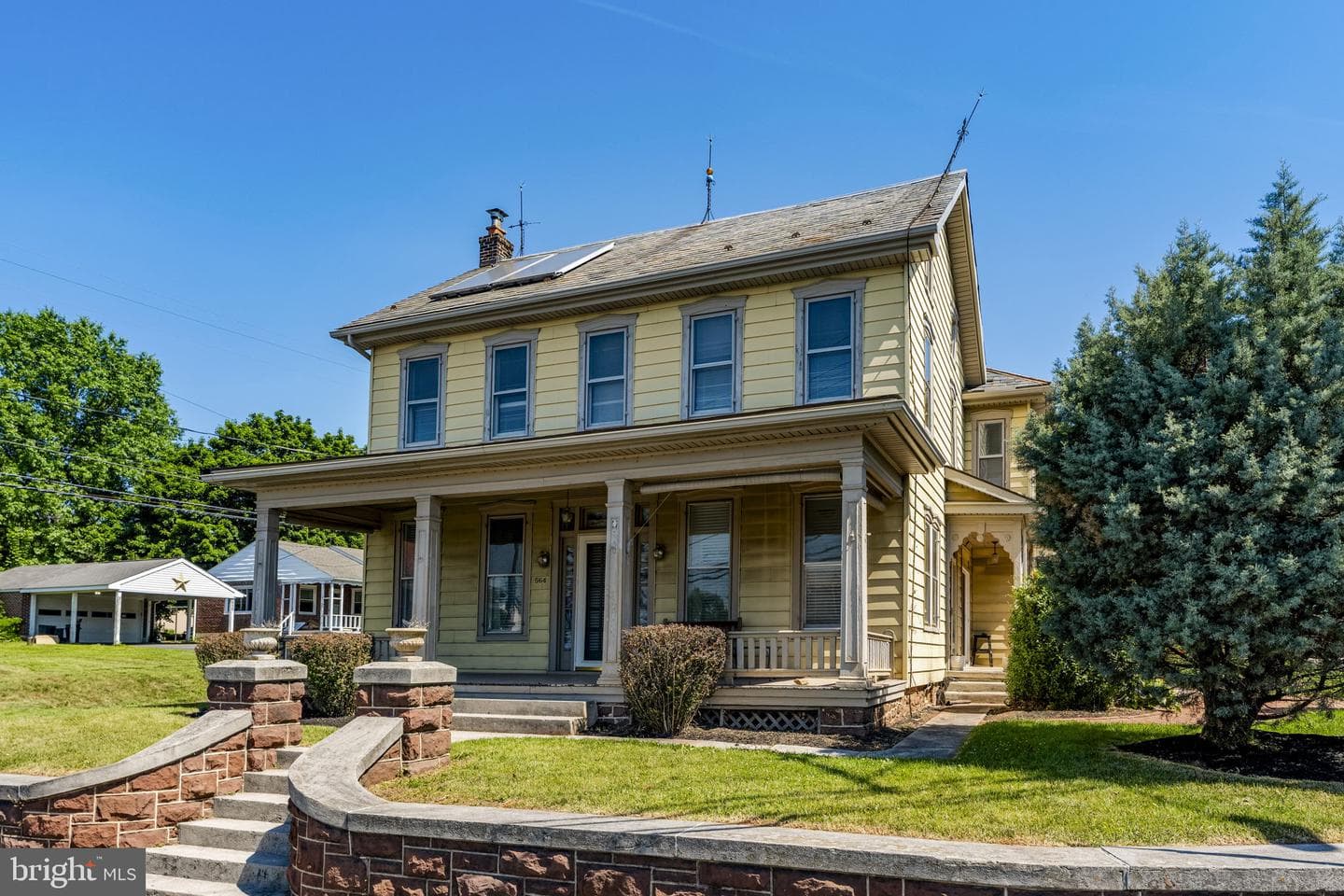 564 W Maple Grove Road photo 45