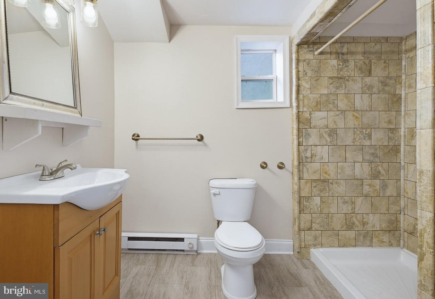 18 Lancaster Avenue photo 9