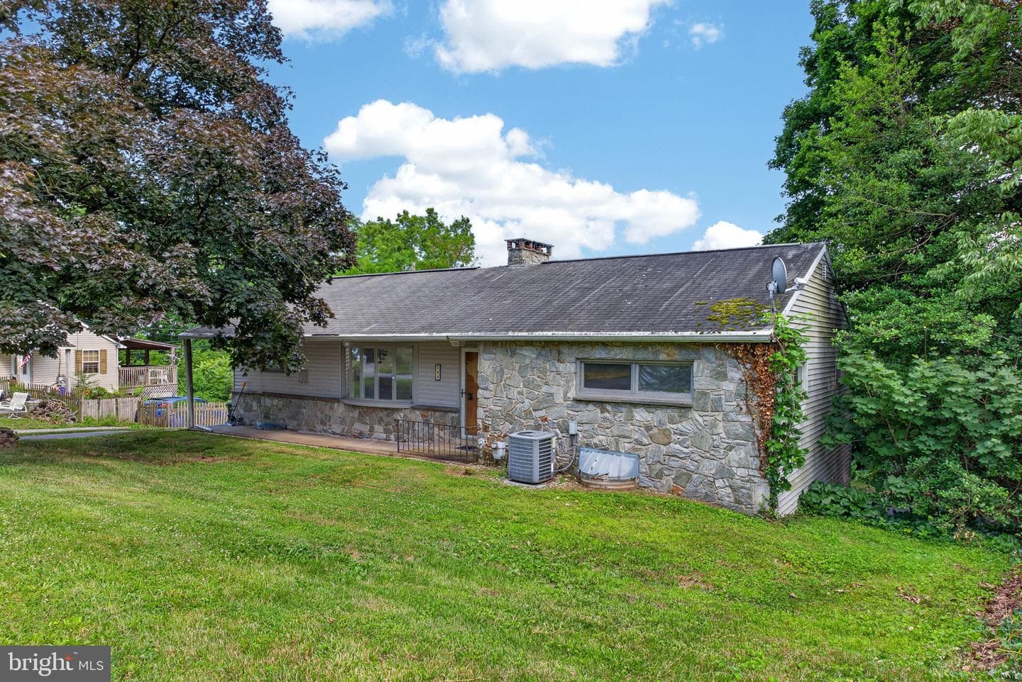 44 Peacock Drive, Lancaster