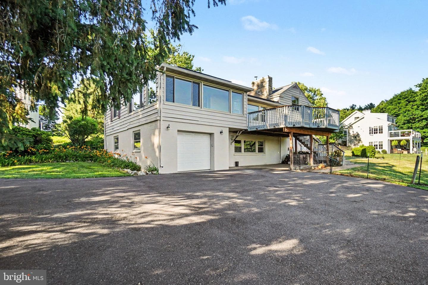 260 Blossom Hill Drive, Lancaster