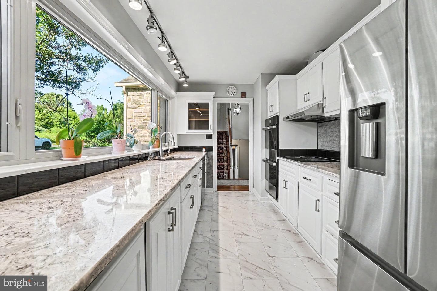 260 Blossom Hill Drive photo 5