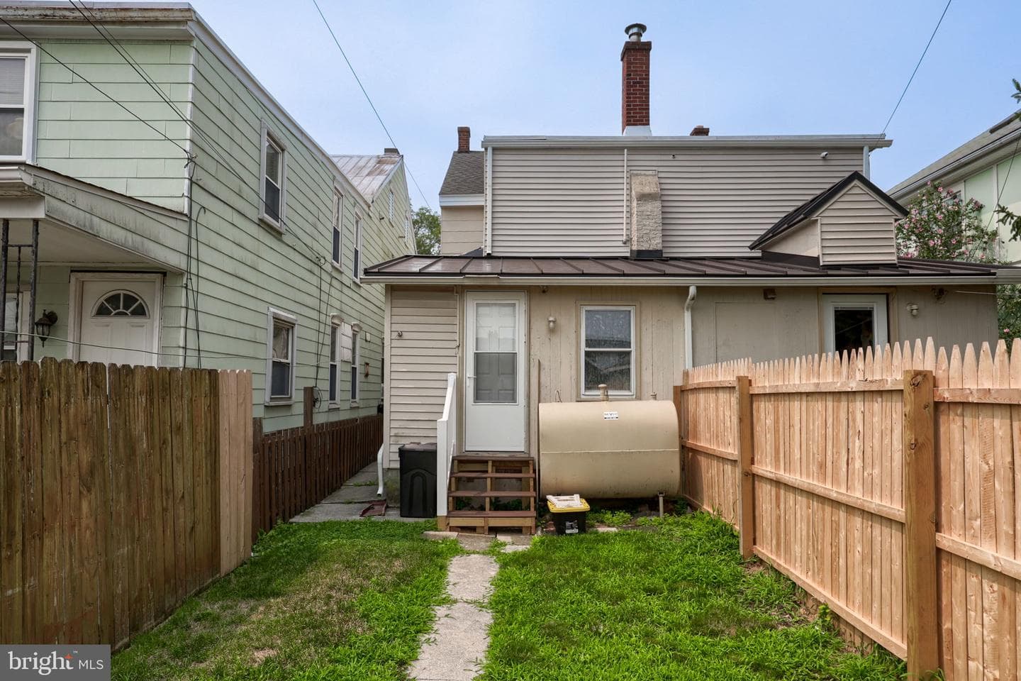 251 S Charlotte Street photo 9