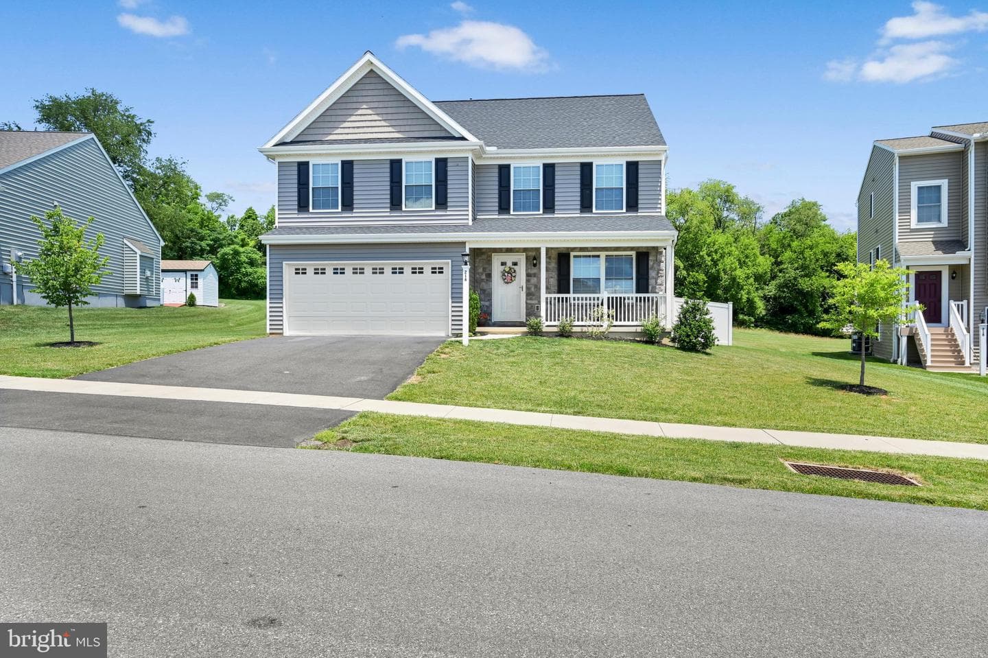 216 Darlington Court, New Providence