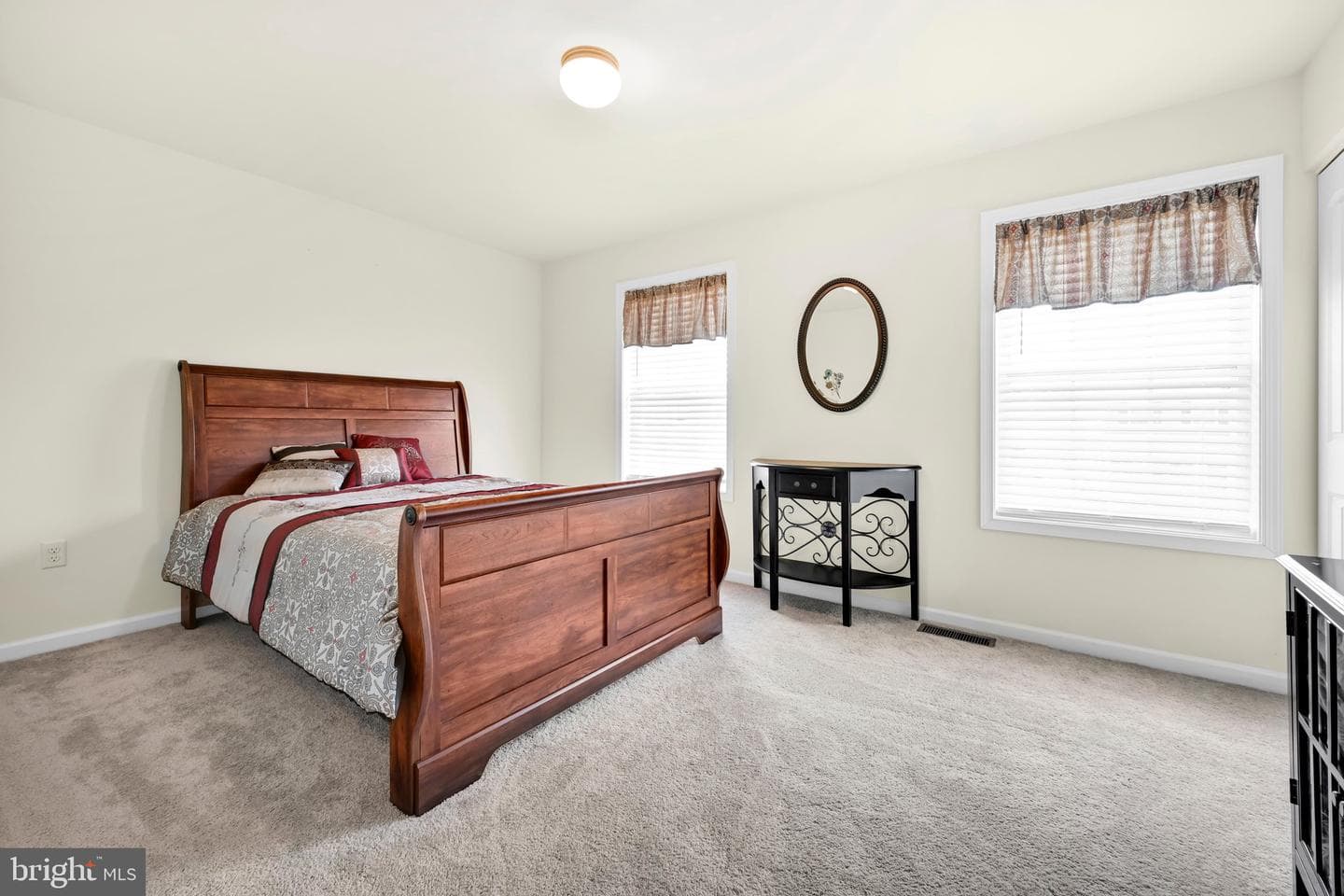 216 Darlington Court photo 24