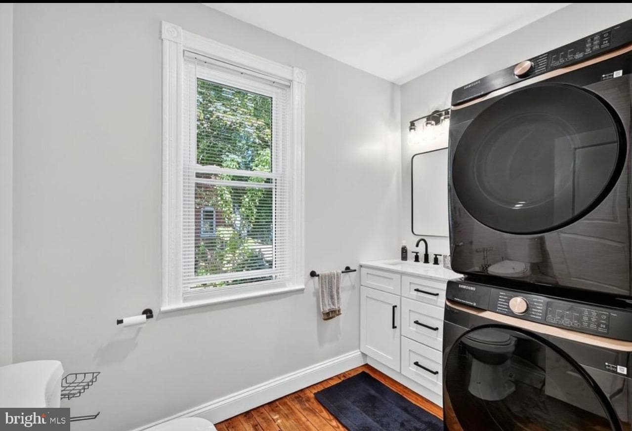 147 Liberty Street photo 10