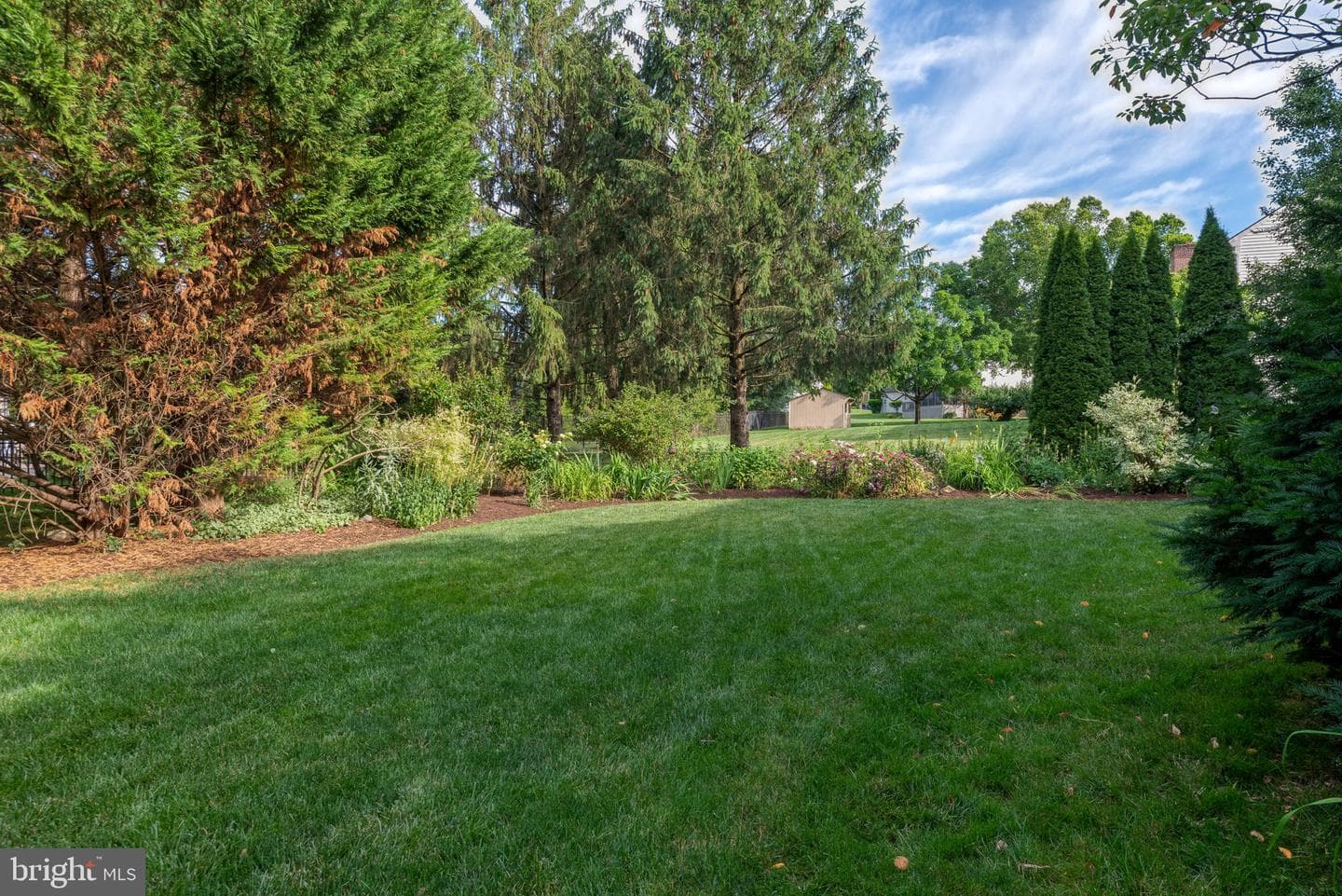 13 Diane Avenue photo 46