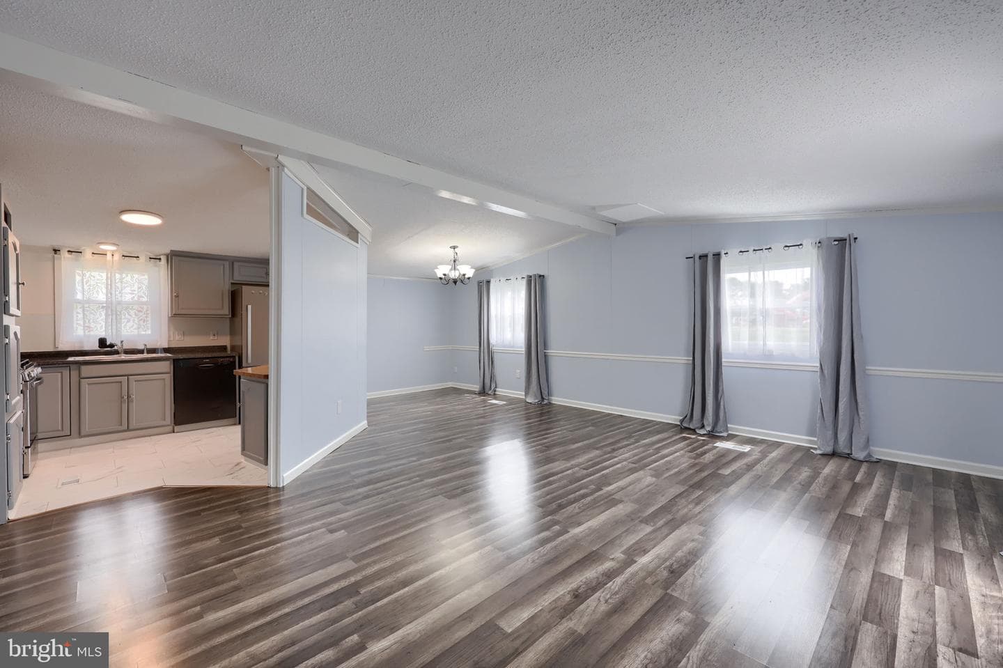 671 Lilac Drive photo 13