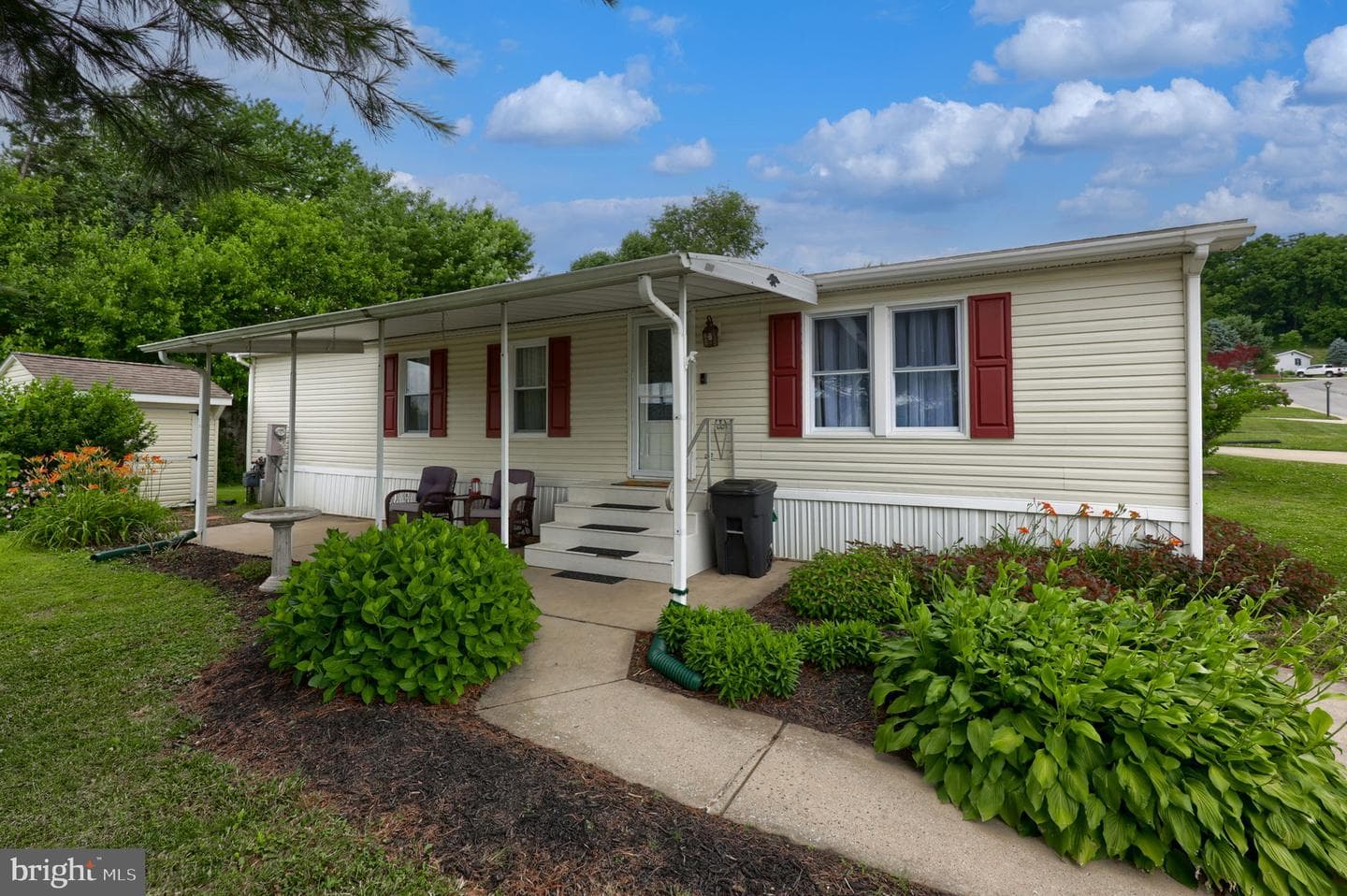 671 Lilac Drive, New Providence
