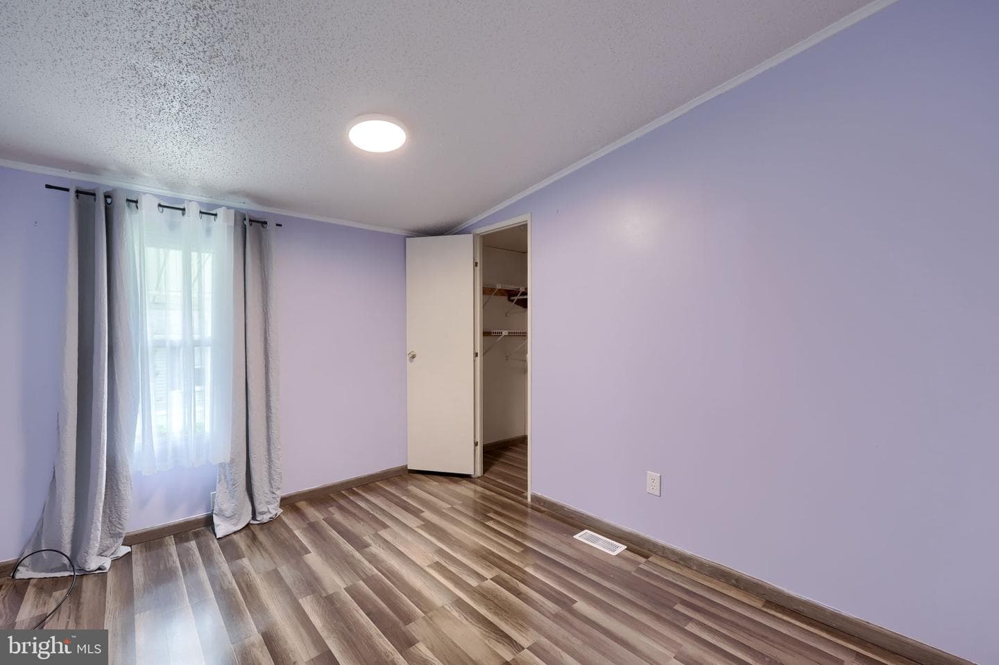 671 Lilac Drive photo 27