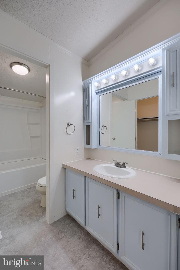 671 Lilac Drive photo 30