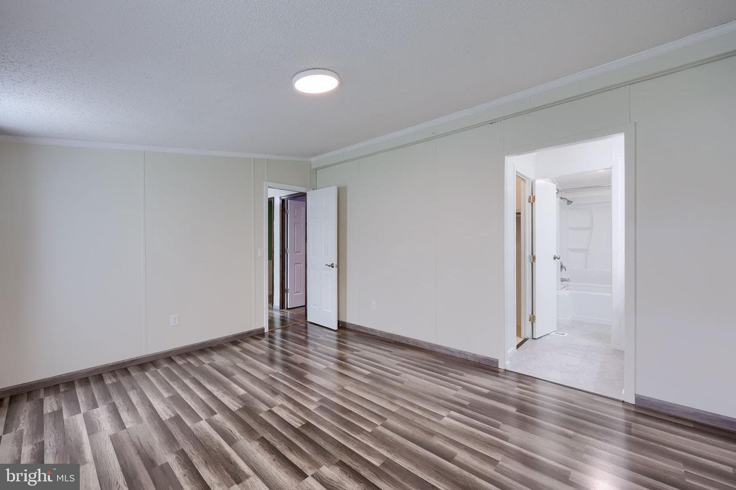 671 Lilac Drive photo 31