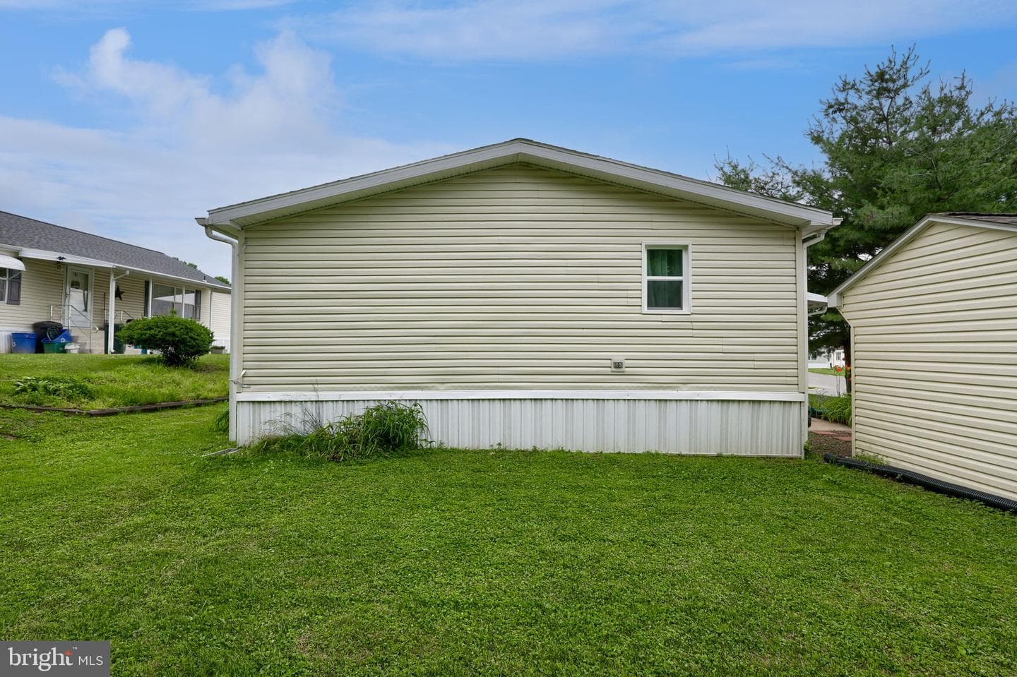 671 Lilac Drive photo 37
