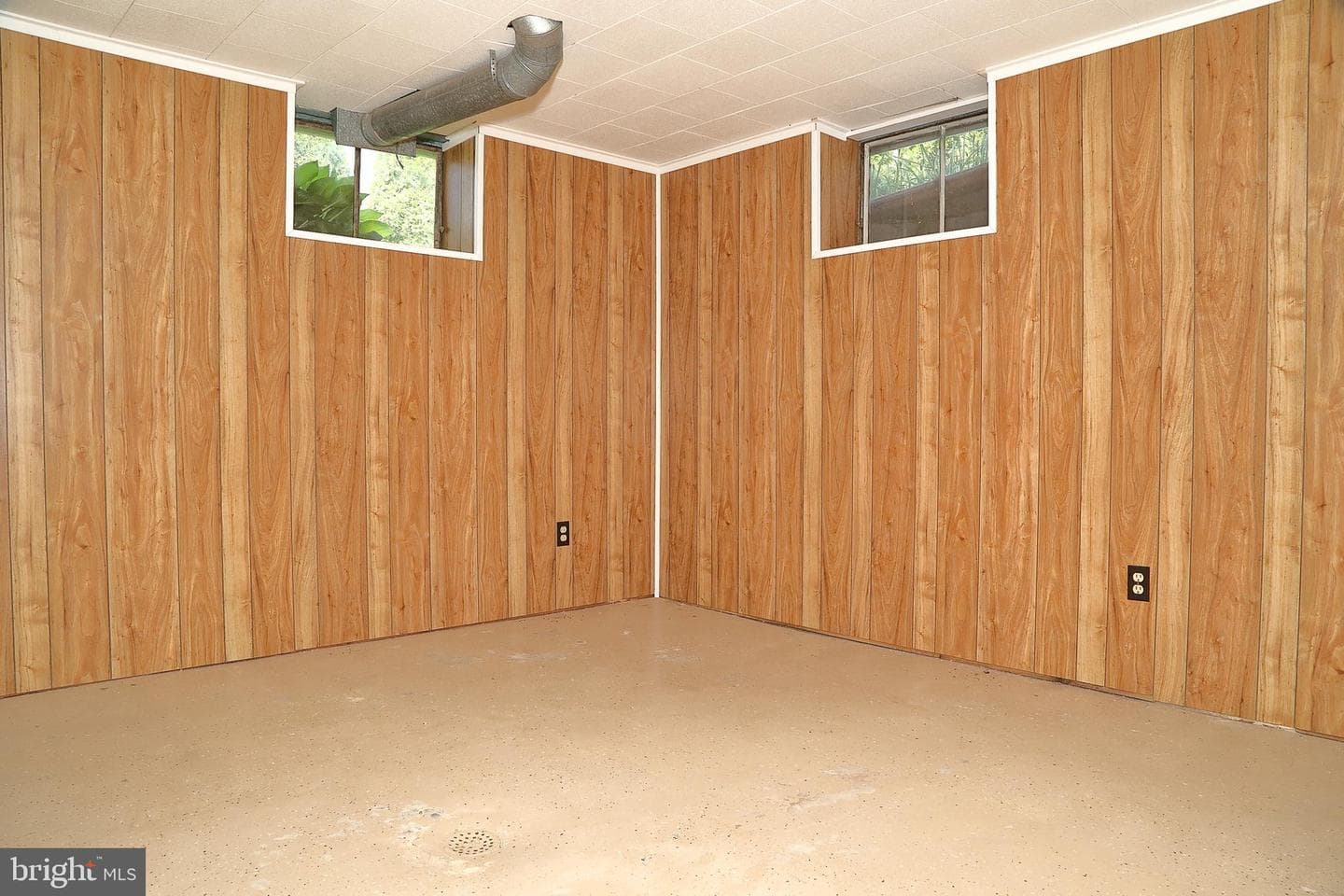 68 Pilgrim Drive photo 8