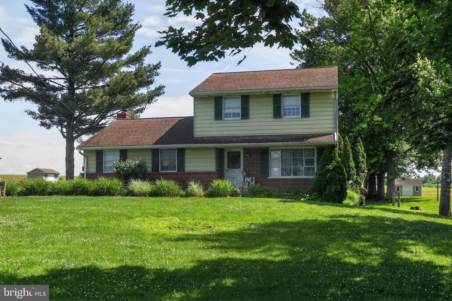 1106 Village Road photo 13