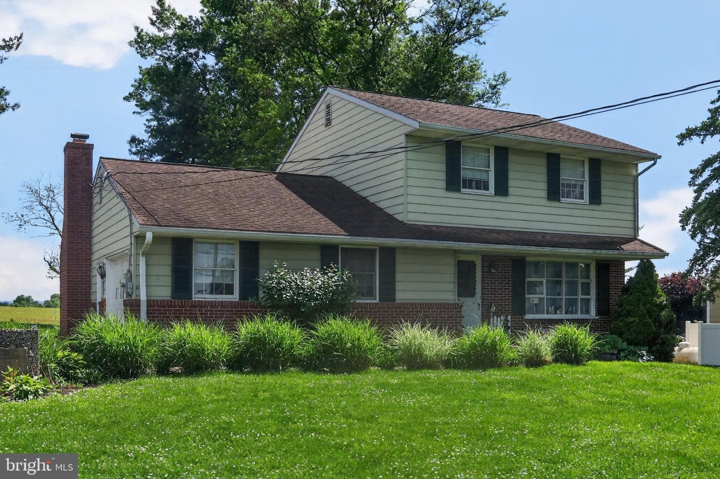 1106 Village Road photo 17