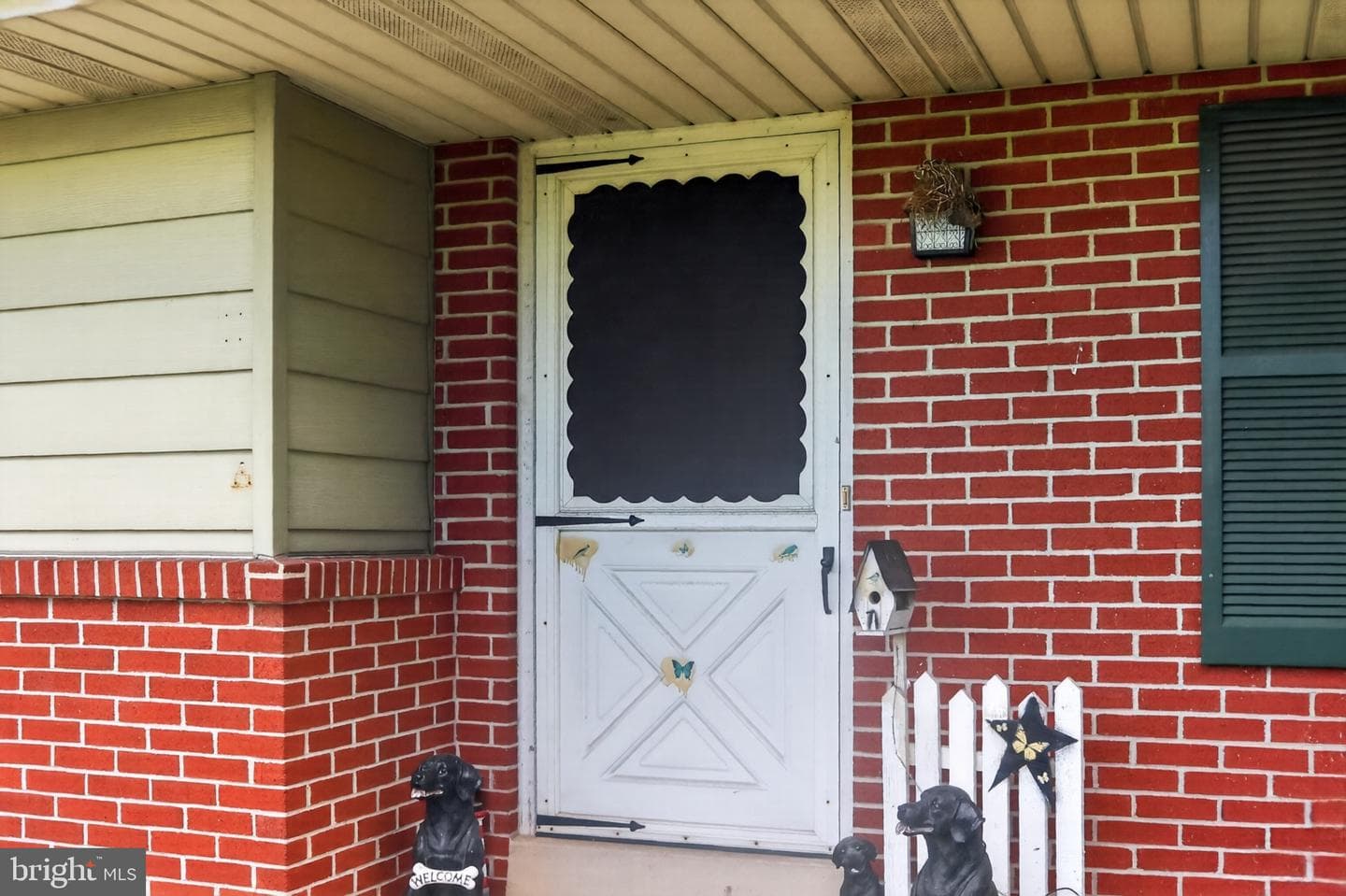 1106 Village Road photo 20