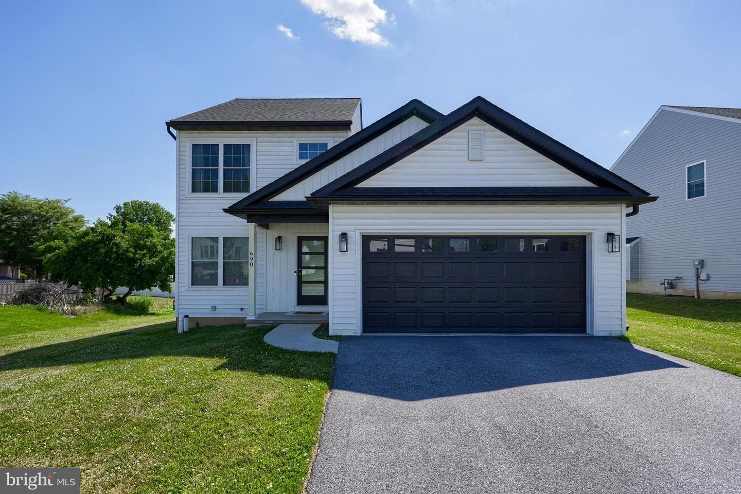 690 N Field Drive, Lancaster