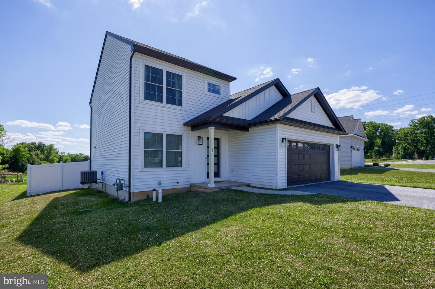690 N Field Drive, Lancaster