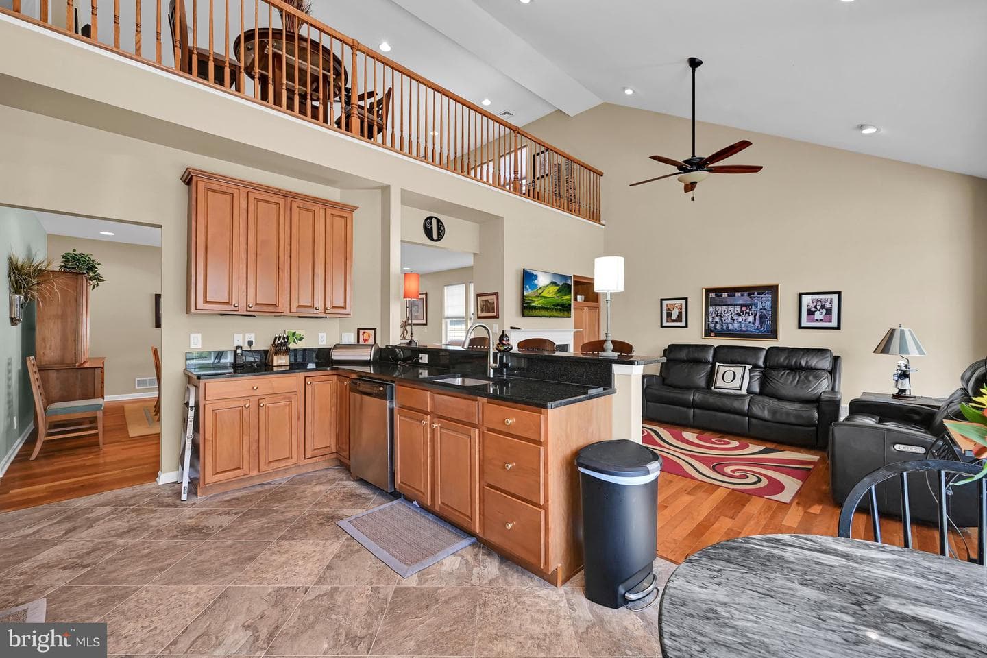 1546 Emerson Drive photo 21