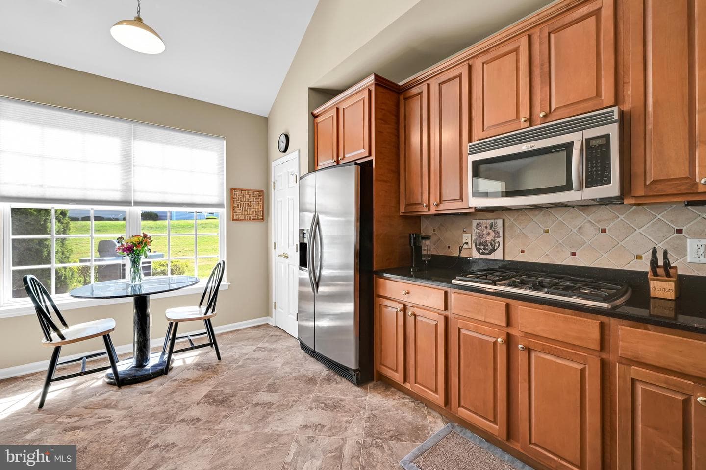 1546 Emerson Drive photo 24