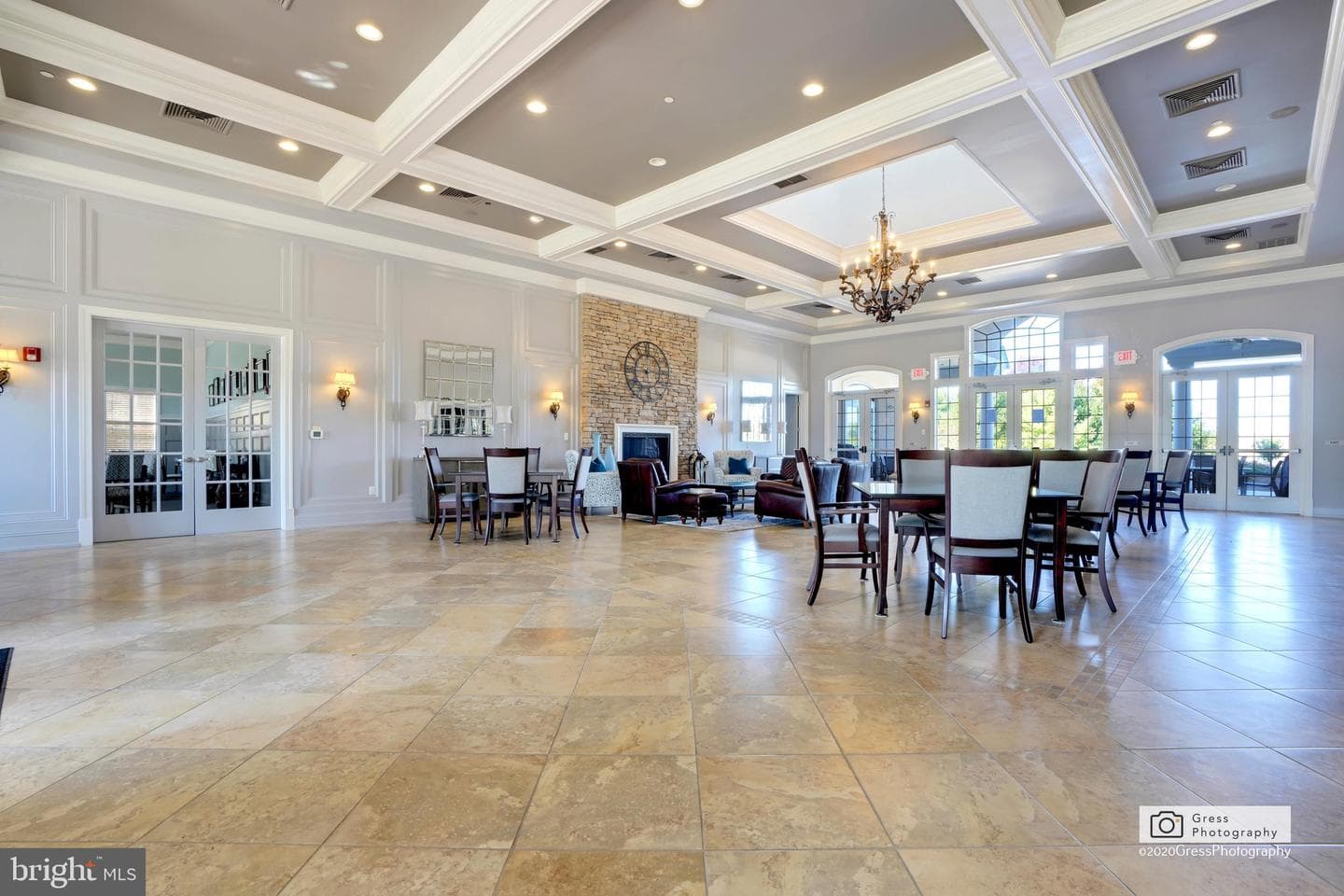 1546 Emerson Drive photo 57