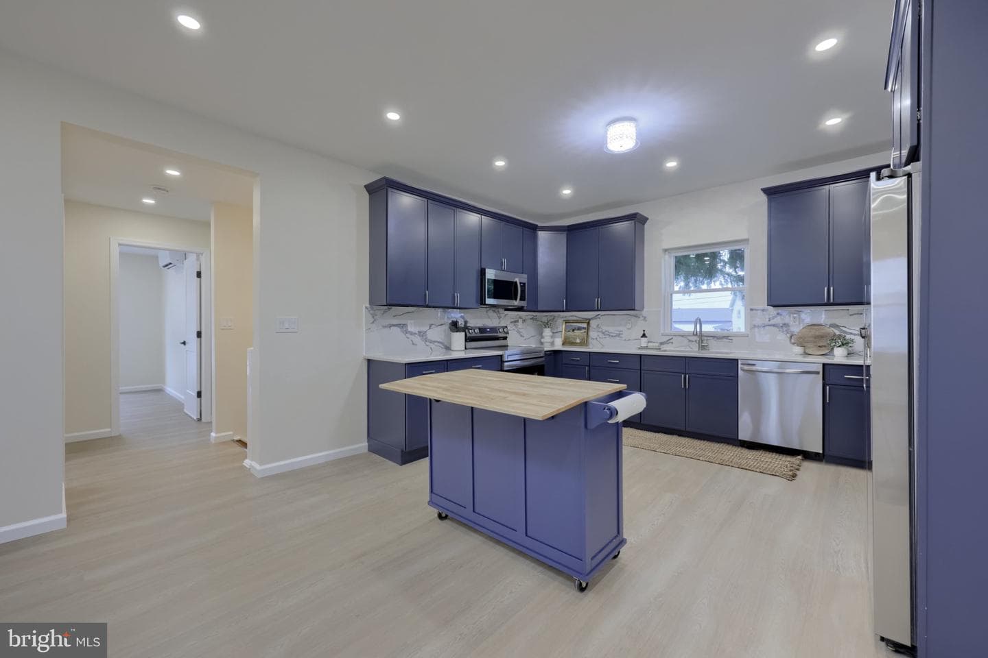 3308 Lincoln Highway E photo 22