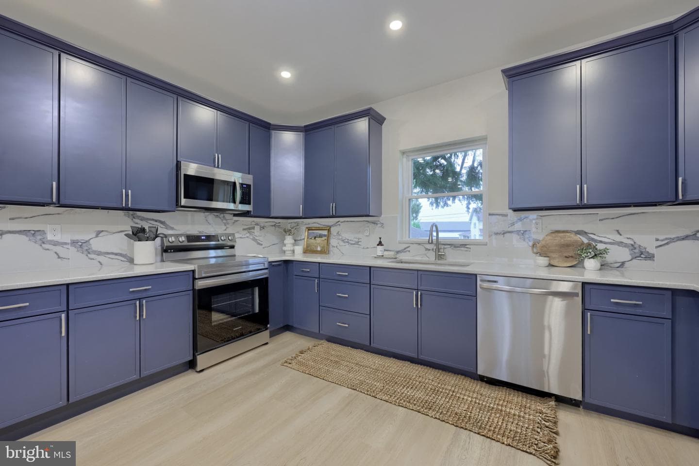 3308 Lincoln Highway E photo 23
