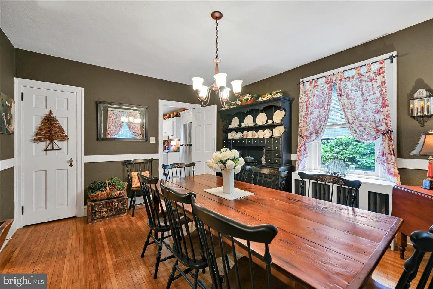 11 Union Avenue photo 14
