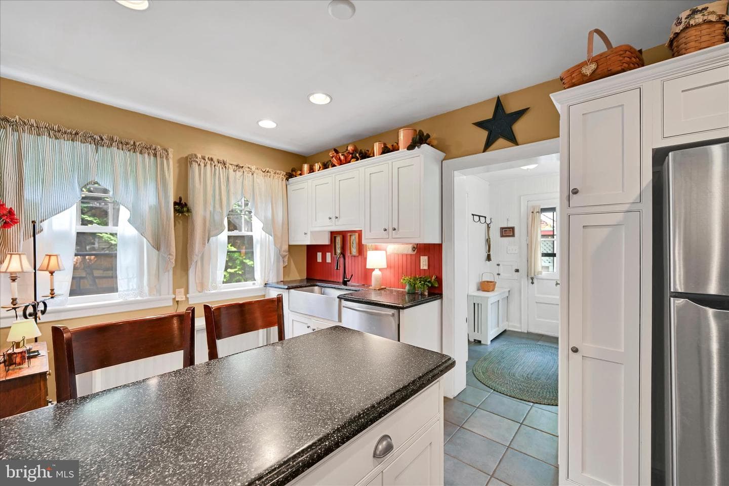 11 Union Avenue photo 65