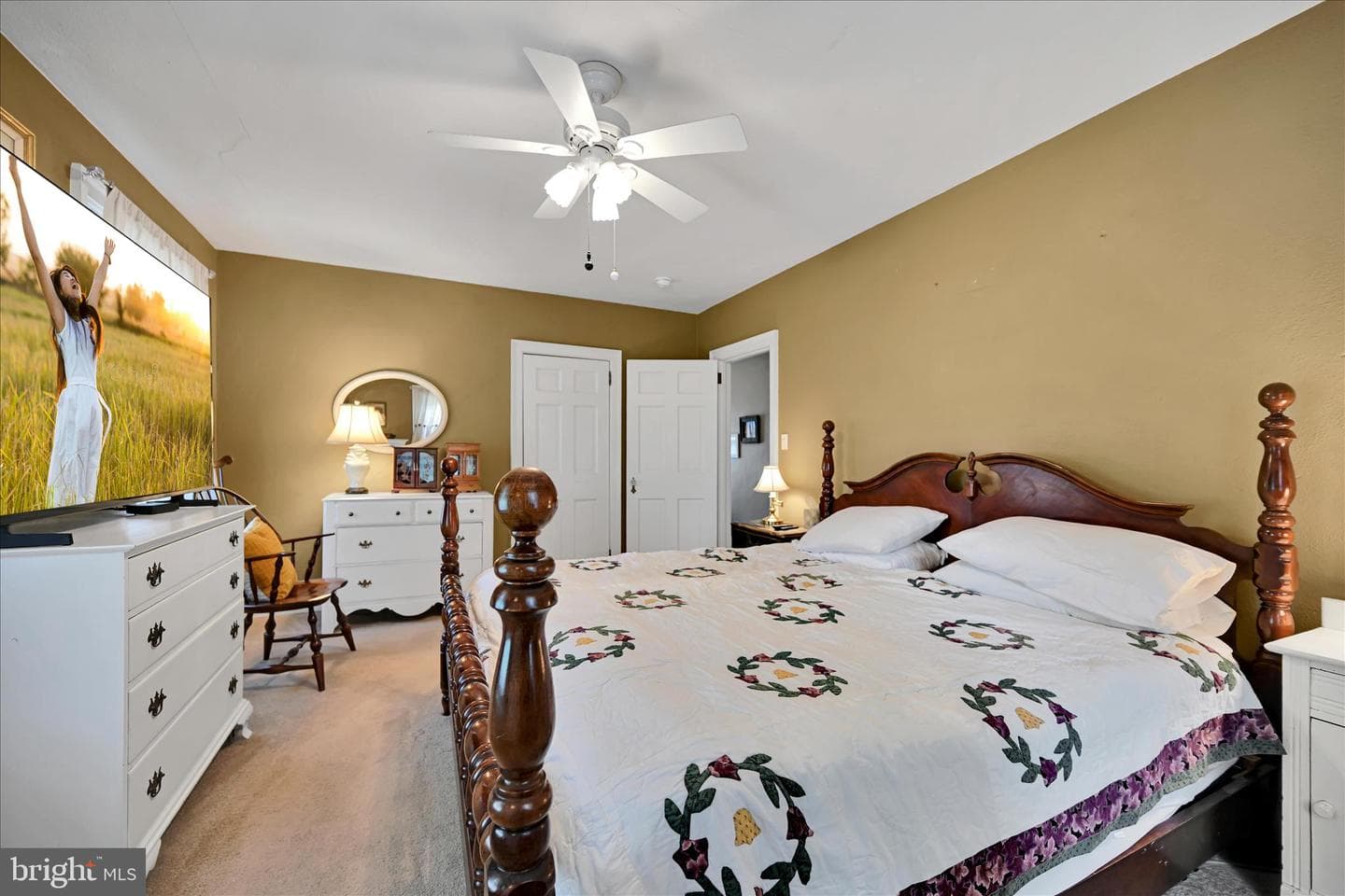 11 Union Avenue photo 70