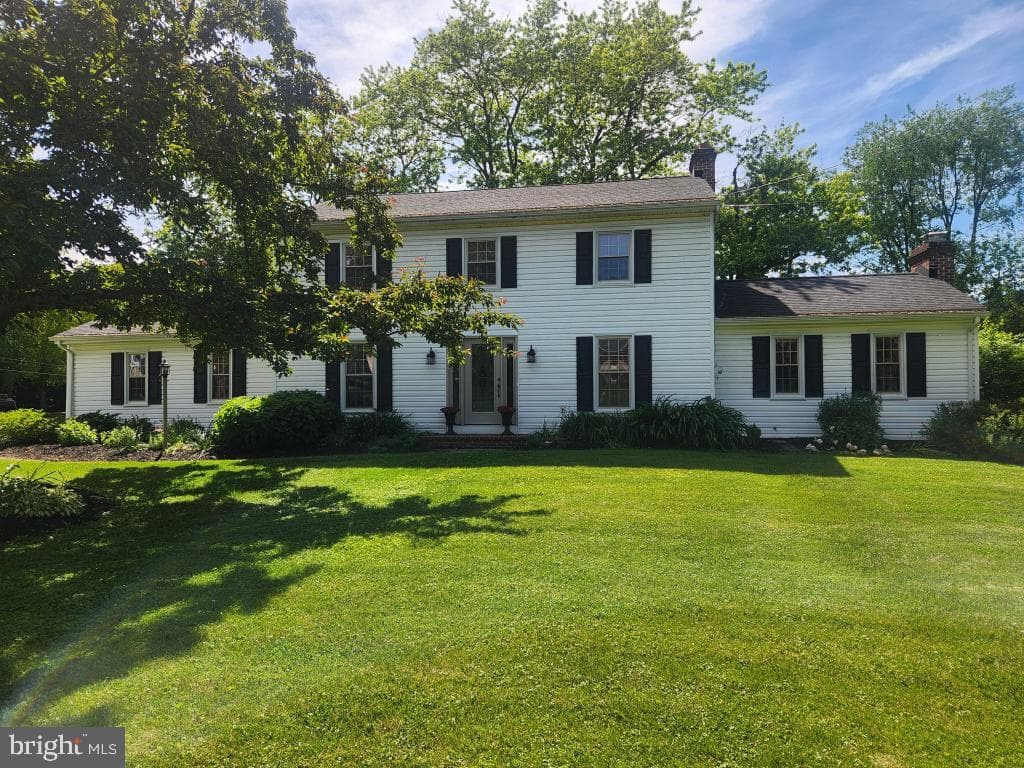 2132 Lyndell Drive, Lancaster